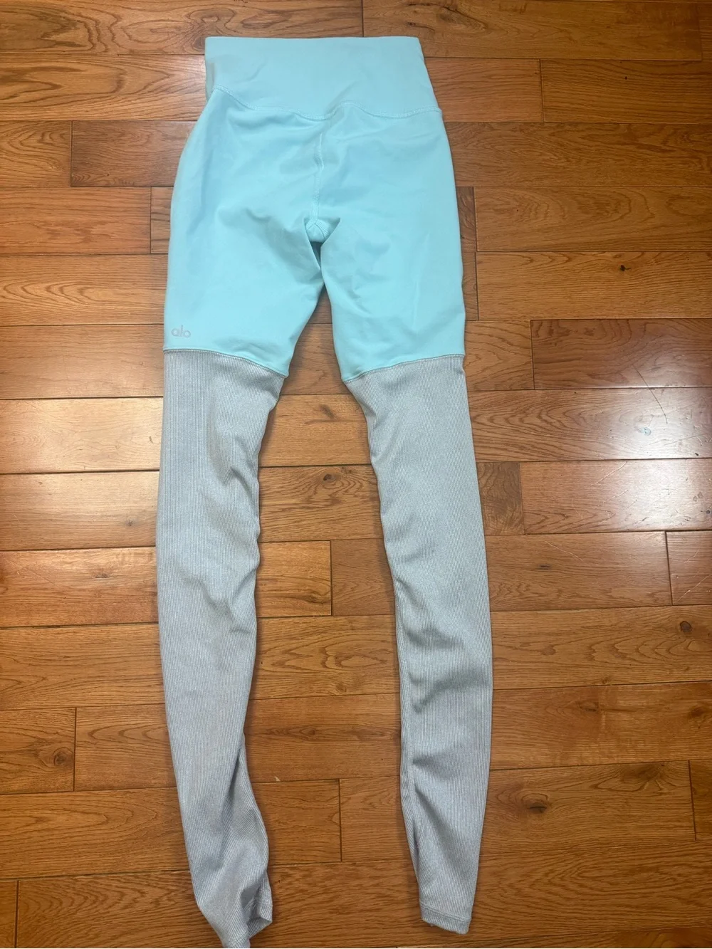 ALO Yoga High-Waist Two Tone Goddess Leggings
